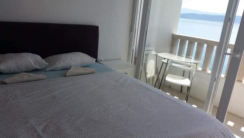 Bajo Apartmany Podgora Bagian luar foto